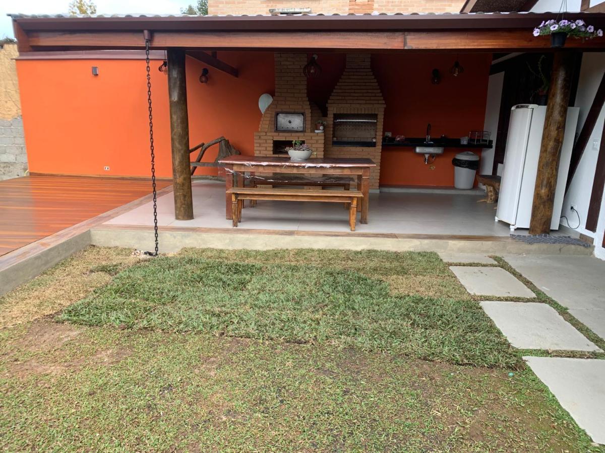 Linda Casa! Aconchegante e com ótima localização Vila Campos do Jordão Exterior foto