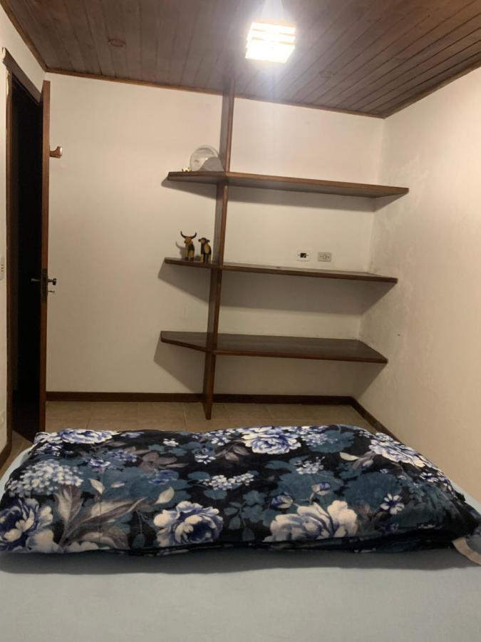 Linda Casa! Aconchegante e com ótima localização Vila Campos do Jordão Exterior foto