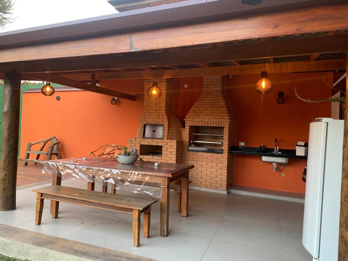 Linda Casa! Aconchegante e com ótima localização Vila Campos do Jordão Exterior foto